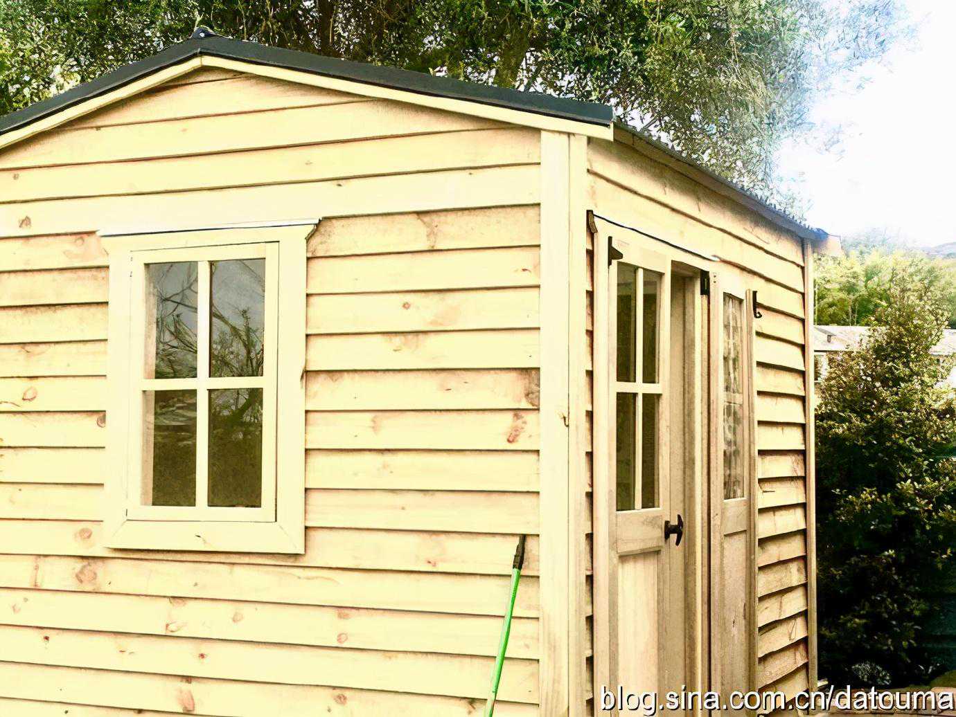 在新西兰自己动手盖木屋