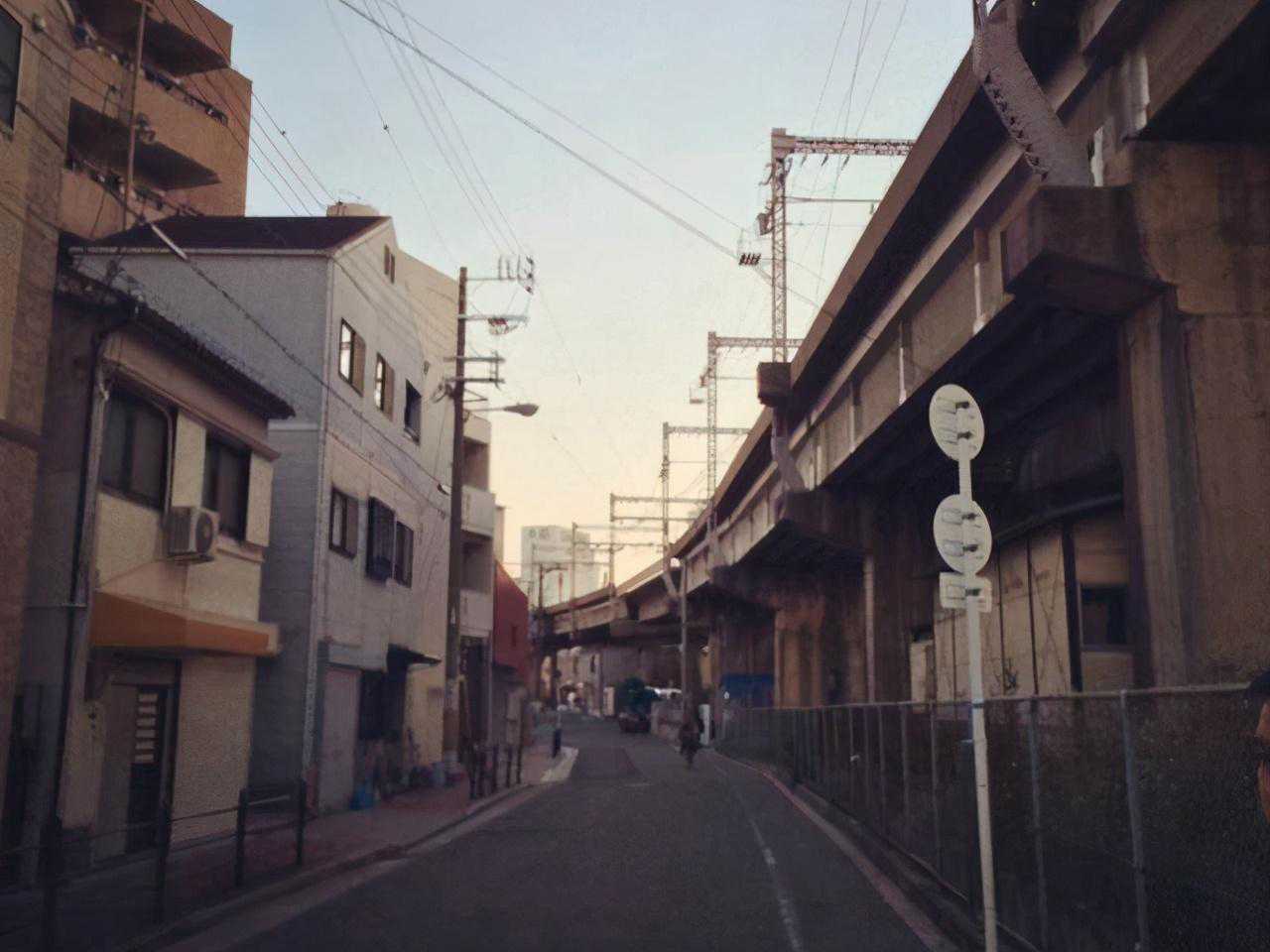 日本木头房子，为什么能抗9级地震？日本人的无奈之举