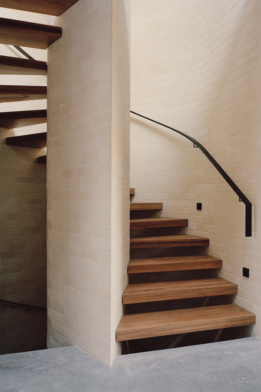 清水混凝土别墅，诗意的木质简居