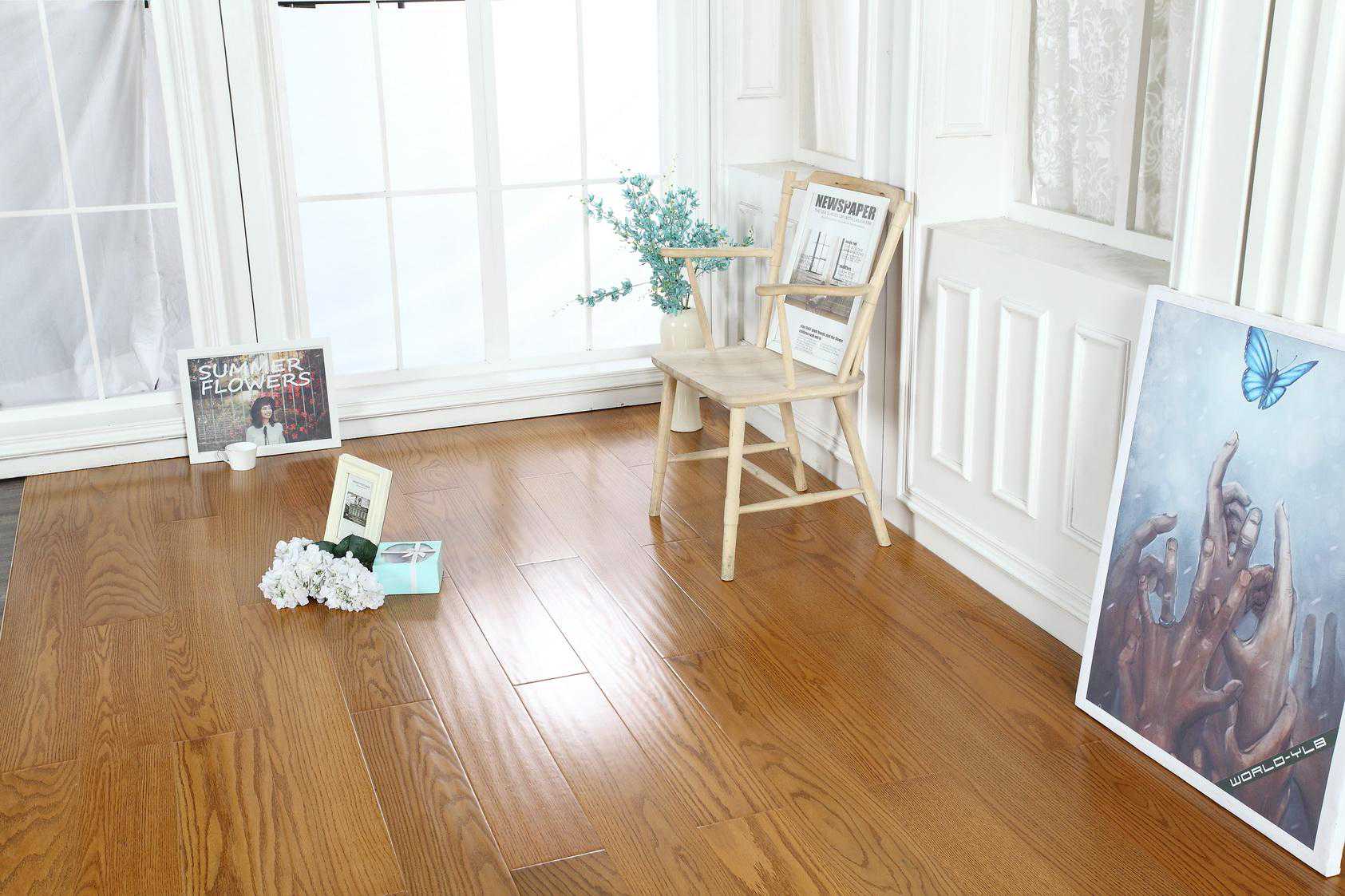 选三层实木地板，别再被商家骗了！教你怎样辨别真假三层实木方法