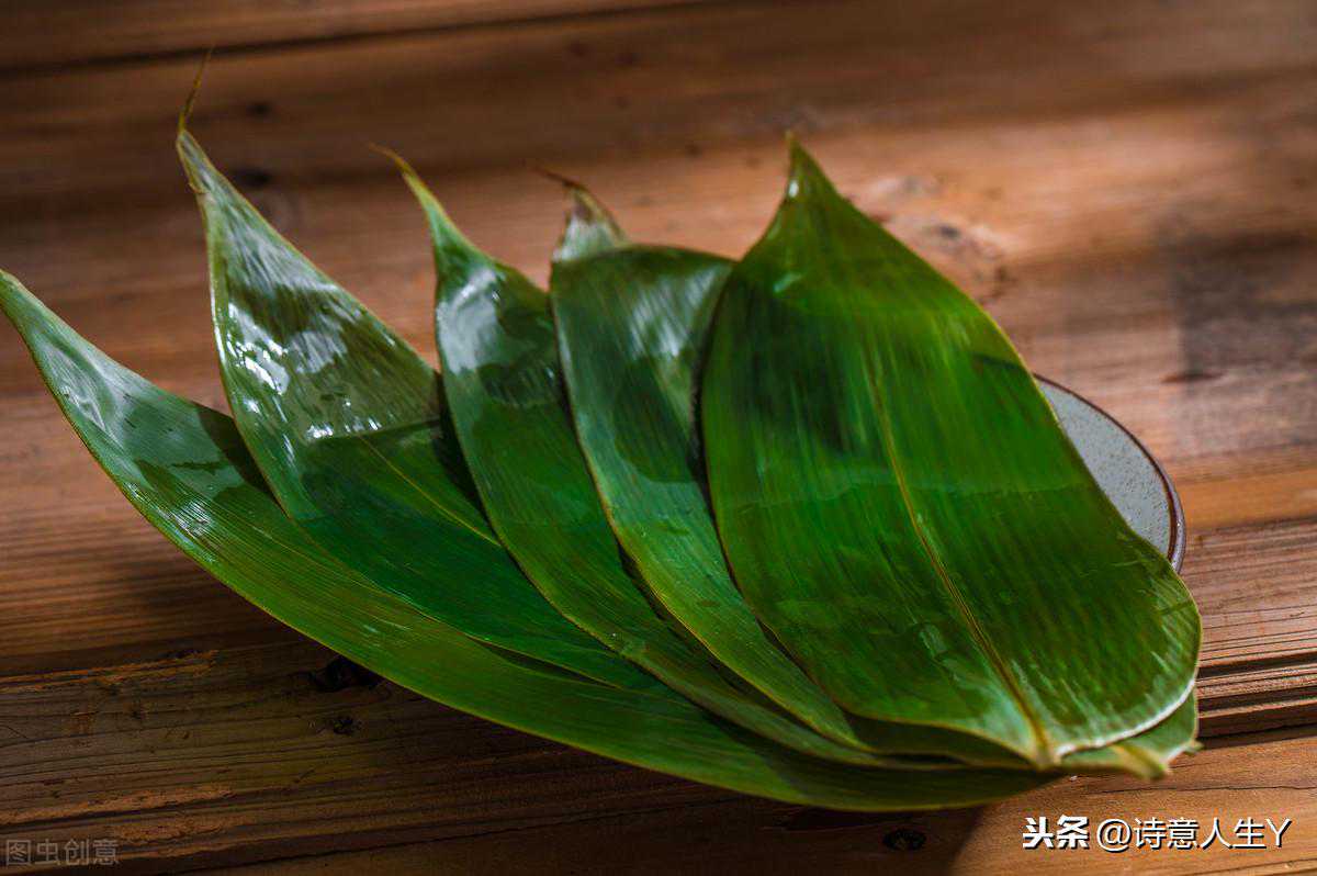 上联：粽叶长长成棕角（邀下联？）