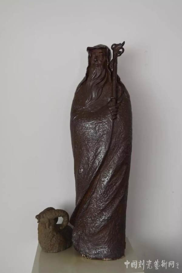 实木板不是原木板？木工师傅辨别6种木材的区别，别买错了！