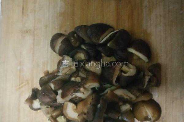 香菇炒木耳