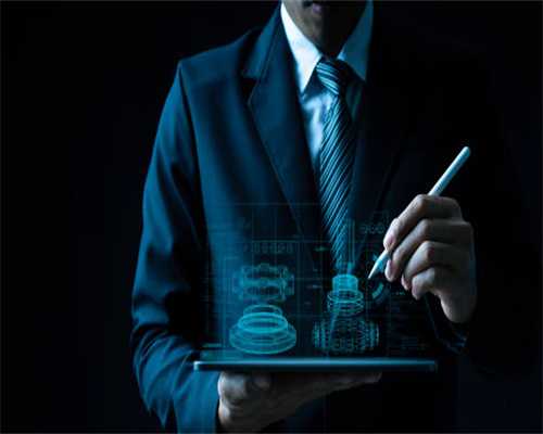 从木头变成玉，是上亿年的潜移默化，树化玉“跃龙门”是一个奇迹