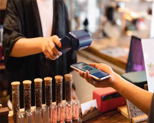 男子写下“鲁迅”二字，翻过来的那一刻瞬间惊艳！